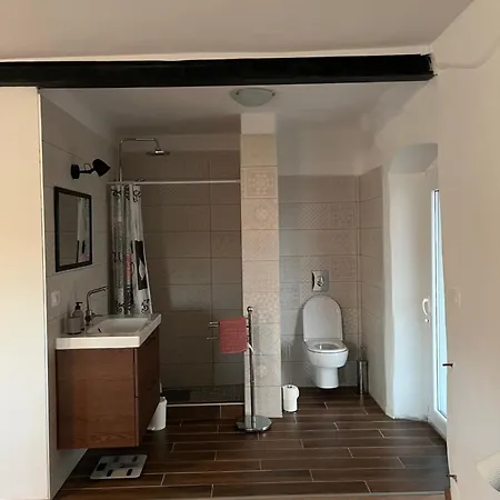 Casa Dinko *
